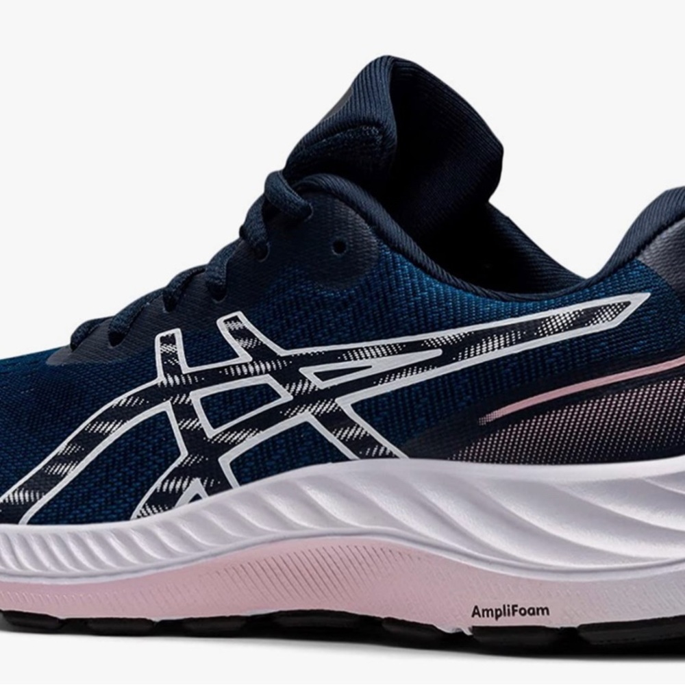 ASICS Gel excite 9 running shoes womens new without tags